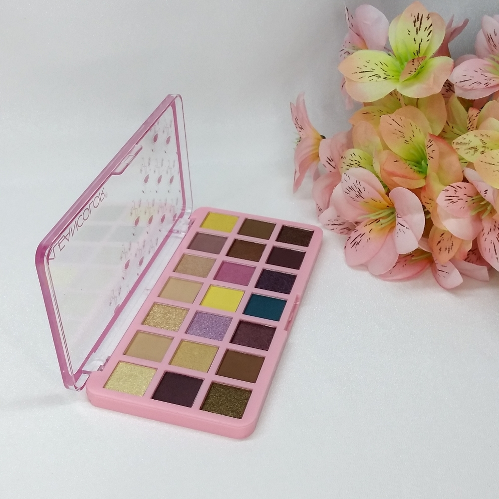 Eyeshadow paralette KLEANCOLOR